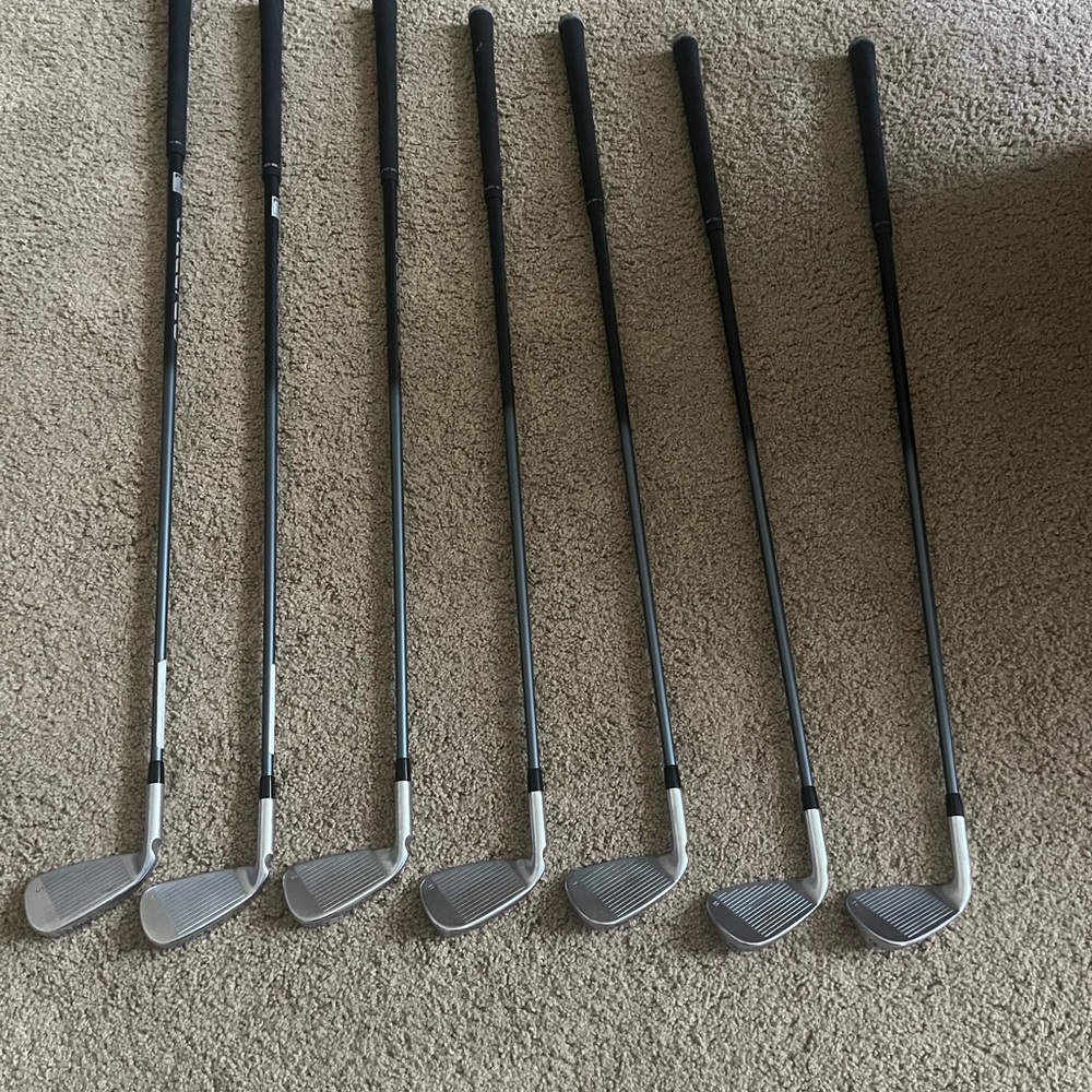 Ping 425 Irons 5-U Wedge Graphite Shafts 1/2 Shorter Than Standard Length
